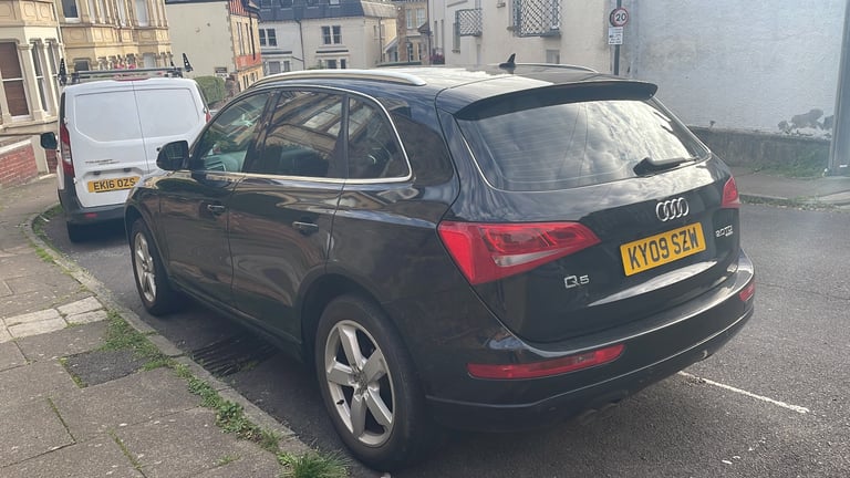 Audi, Q5, Estate, 2009, Manual, 1968 (cc), 5 doors