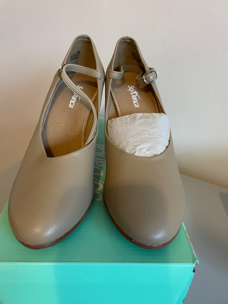 image for Size 5 women’s Dance shoe 