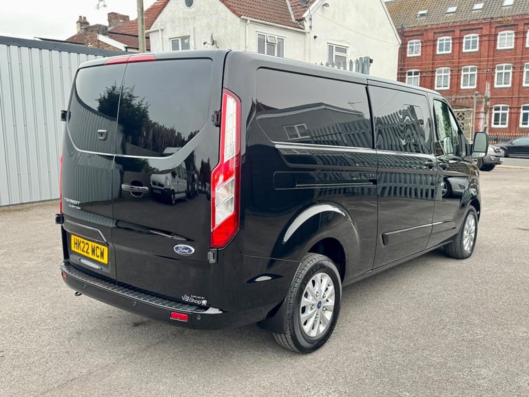2022 Ford Transit Custom 2.0 EcoBlue 130ps Low Roof D/Cab Limited Van PANEL VAN DIESEL Manual