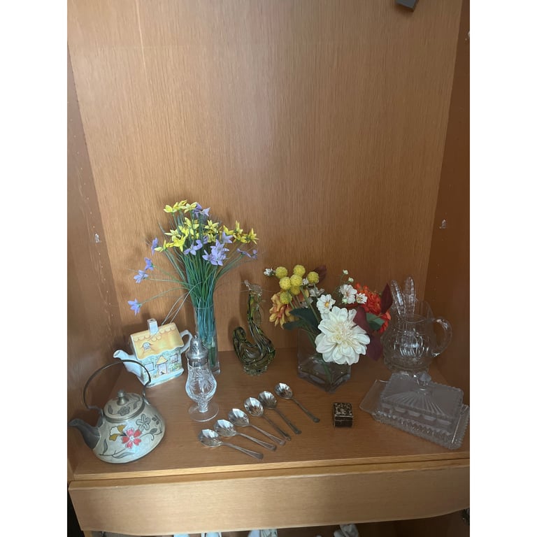 image for Selection of vintage orniments various prices