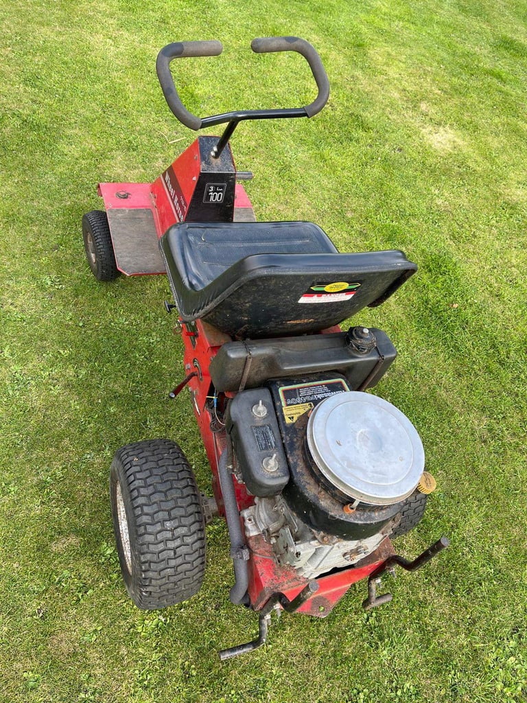 Toro Wheel Horse 112-6 with a Kawasaki engine. 