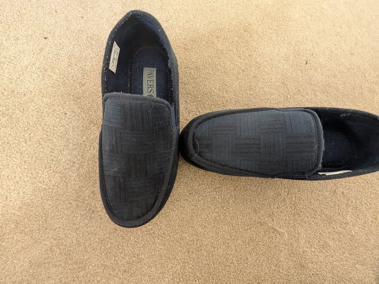 Men's or women's slippers