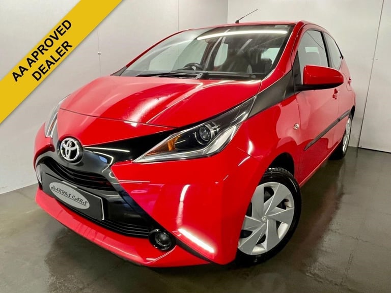 image for 2015 Toyota AYGO 1.0 VVT-i x-play Hatchback 5dr Petrol Manual Euro 5 Euro 5 (68 ps) 12 MONTH HATC...