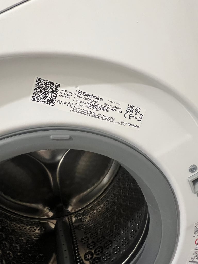 image for Wash and dryer (electolux) Brand new