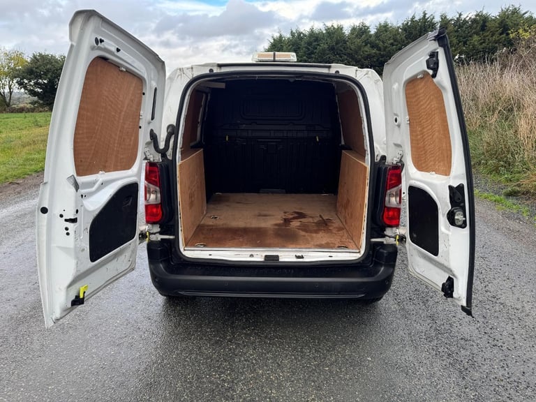 Citroen Berlingo 1.6 BlueHDi 1000 Enterprise M Panel Van 5dr Diesel M... 2019/19