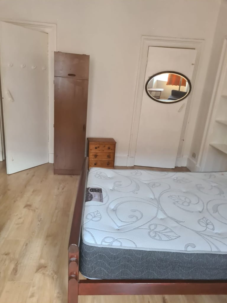 3 bedroom flat