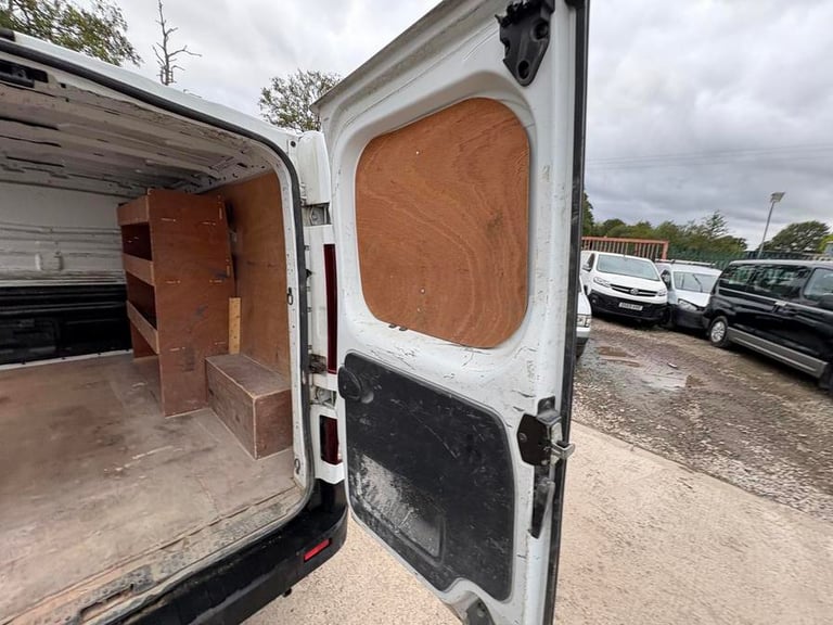2017 Renault Trafic Trafic SL27 Business+ Energy dCi Panel Van DIESEL Manual