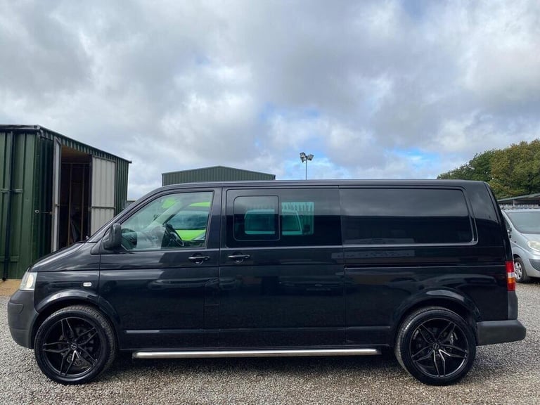 2006 Volkswagen Transporter 2.5 TDi T32 REAR LONGUE-5 BELTS-20 inch ALLOYS-PRIVATE PLATE MOTORHOM...