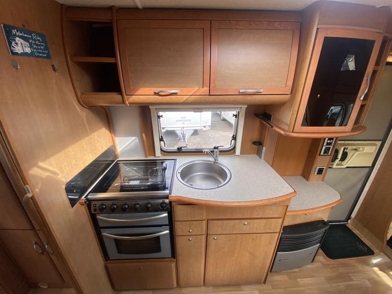 2004 (54) BESSACARR E445 4 BERTH MOTORHOME