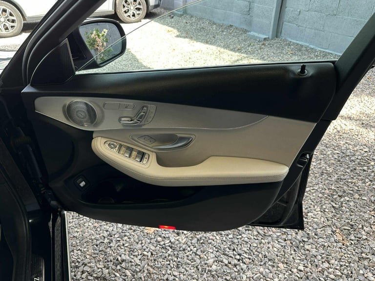 MERCEDES-BENZ C CLASS 2.0 C350e 6.4kWh Sport Black Auto Petrol Plug-in Hybrid 20