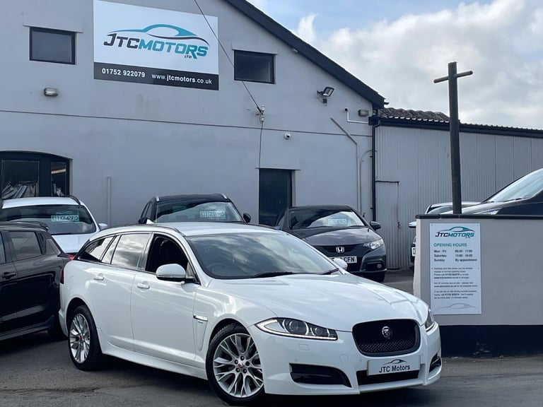 JAGUAR XF 2.2d [200] R-Sport Estate Auto, diesel, white + lovely example 2014