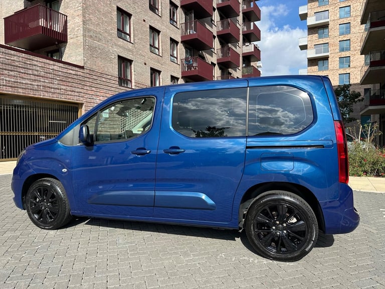 2020 Vauxhall Combo Life 1.5 Turbo D BlueInjection Energy Auto Euro 6 (s/s) 5dr MPV Diesel Automatic