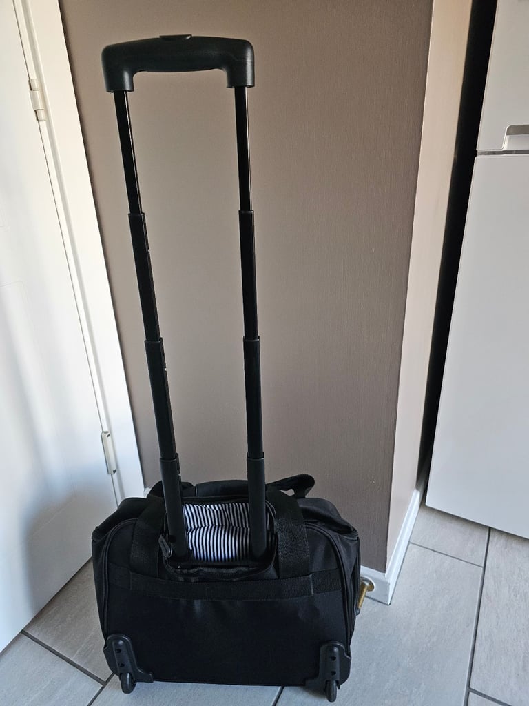 Member's London Laptop Trolley Case