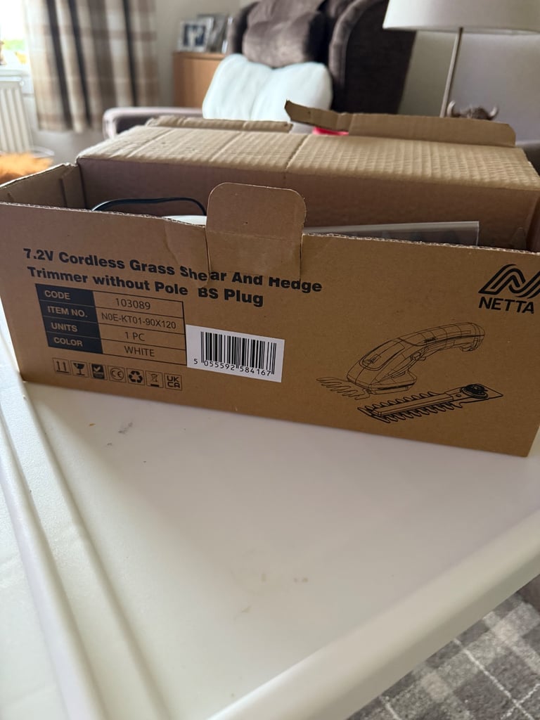GARDEN HEDGE TRIMMERS
