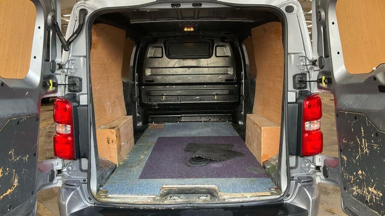 2021 Vauxhall Vivaro 3100 2.0d 120PS Sportive H1 Van PANEL VAN DIESEL Manual