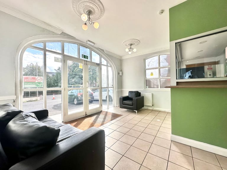 NEW SUPPORTED LIVING ACCOMODATIONS FULLY FURNISHED PIP UC ONLY