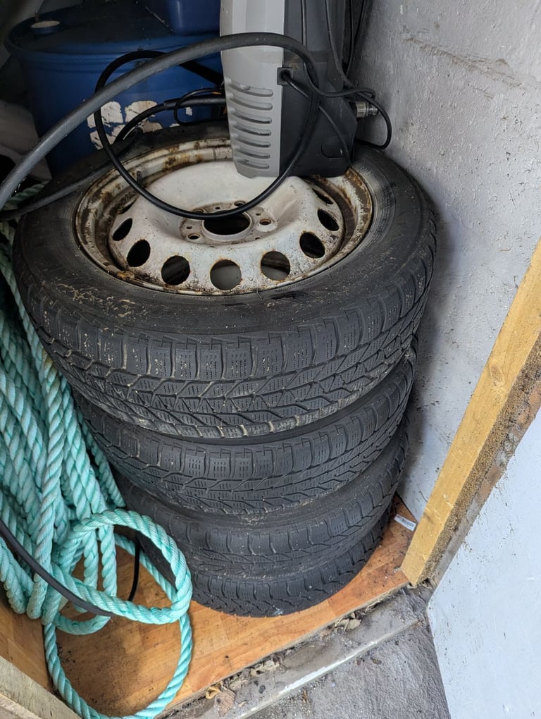 Mini winter tyres, winter wheels 