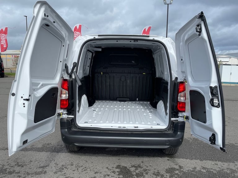  Vauxhall Combo 1.5 Turbo D 2300 Prime Panel Van 5dr Diesel Manual Swb Euro 6