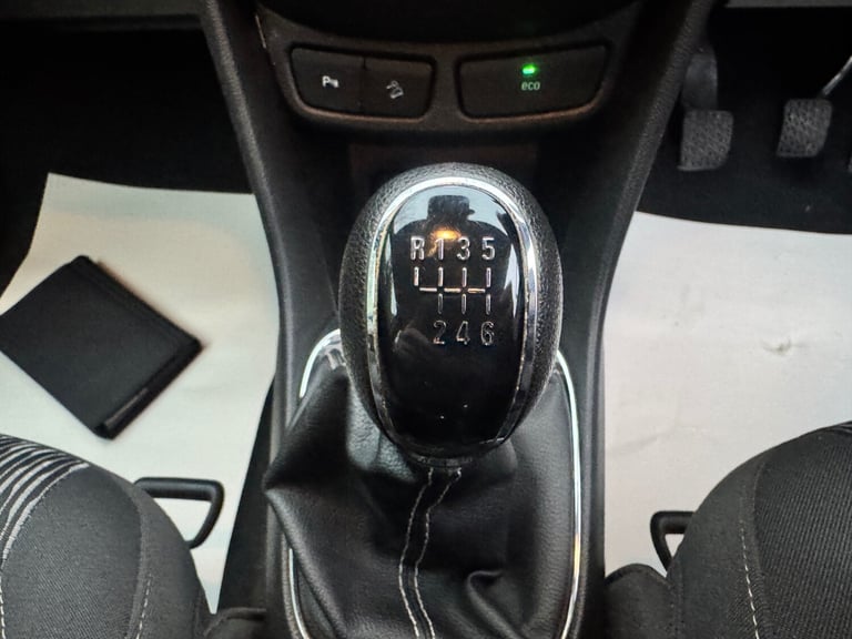 2014 Vauxhall Mokka 1.7 CDTi Exclusiv 5dr HATCHBACK Diesel Manual