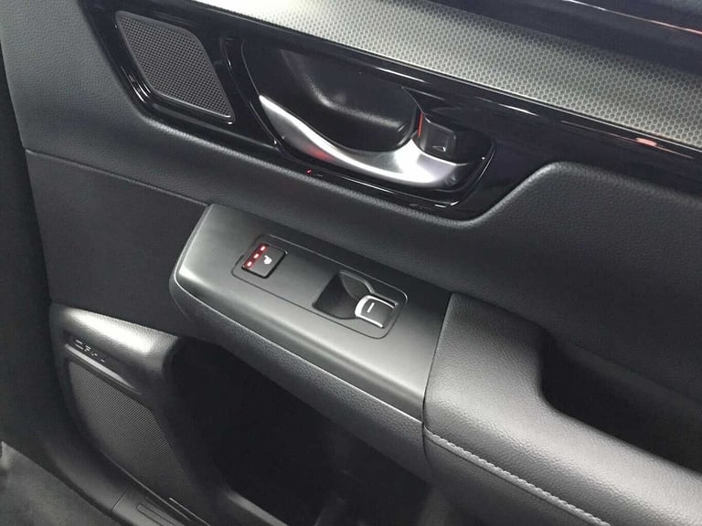 2024 Honda CR-V 2.0 ePHEV Advance Tech 5dr eCVT SUV Hybrid Automatic