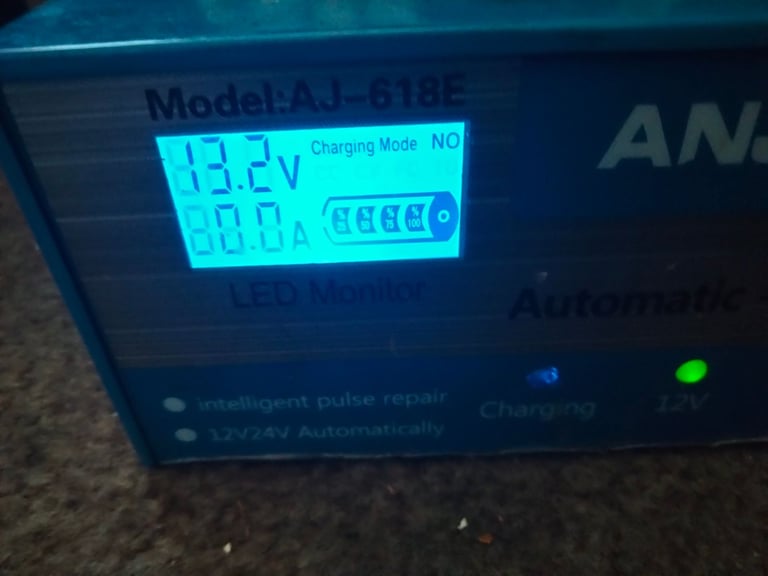 Lucas small car type battery exalent charge 