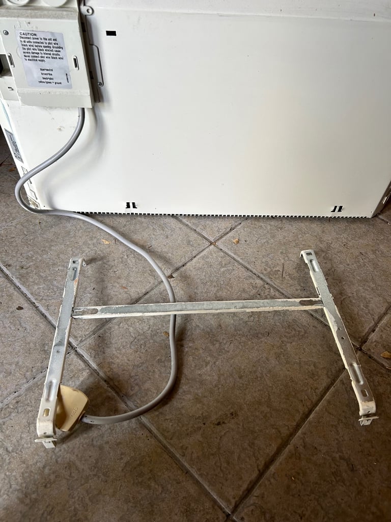 Dimplex wall heater