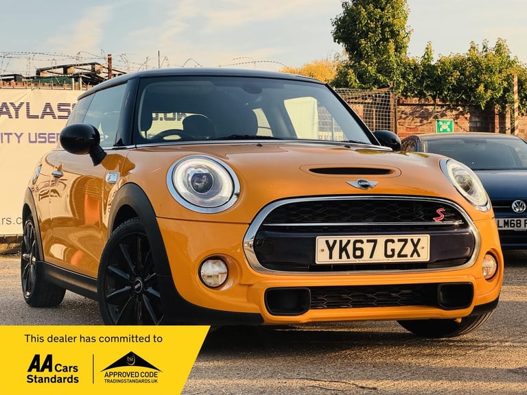 image for 2018 MINI Hatch 2.0 Cooper SD Auto Euro 6 (s/s) 3dr HATCHBACK Diesel Automatic