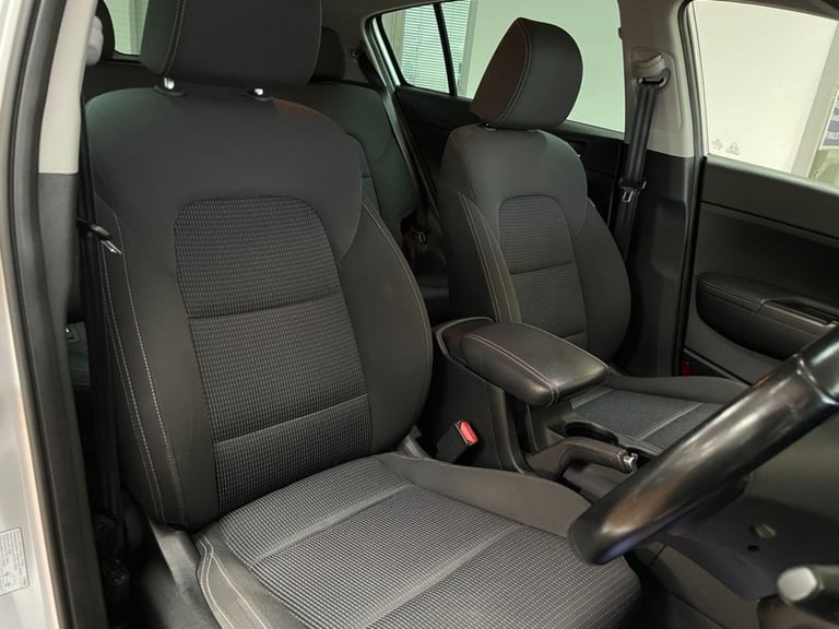 2017 Kia Sportage 1.6 GDi 2 SUV 5dr Petrol Manual Euro 6 (s/s) (130 bhp) ESTATE Petrol Manual