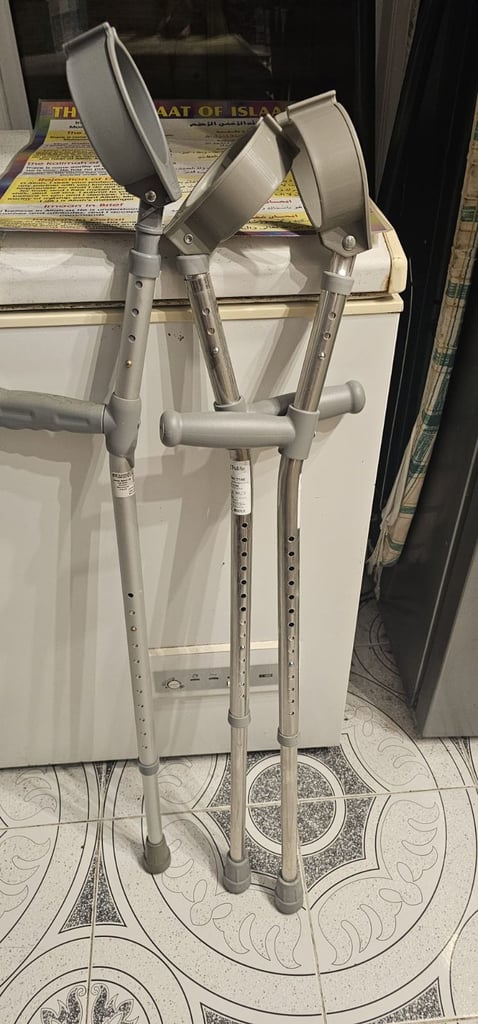 Crutches for Medical Use (3x) 