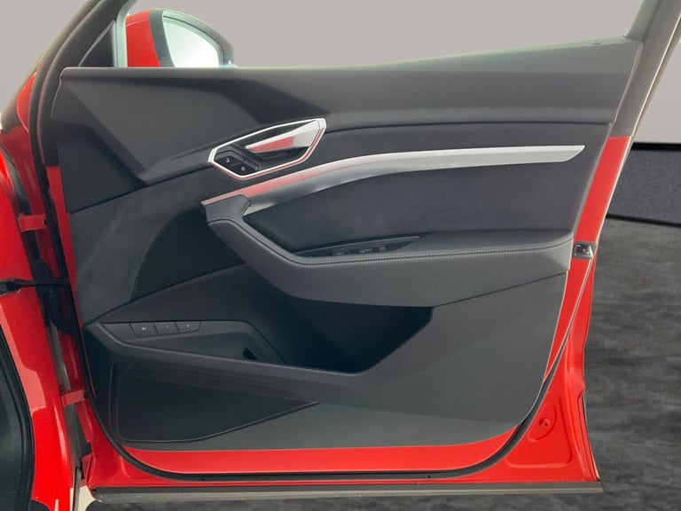 2022 Audi e-tron 300kW 55 Quattro 95kWh S Line 5dr Auto ESTATE ELECTRIC Automatic