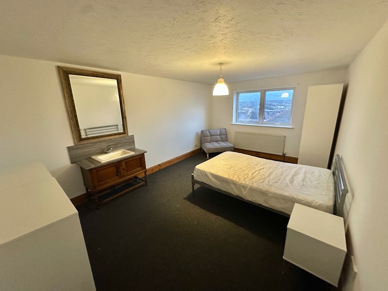 Double room in quiet house