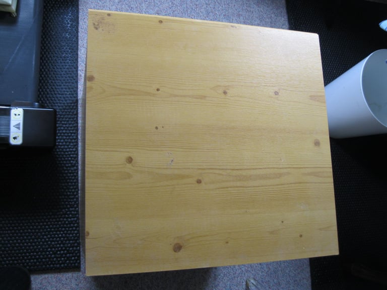 3 DRAWER PINE BEDSIDE CABINET GUNNISLAKE PL18
