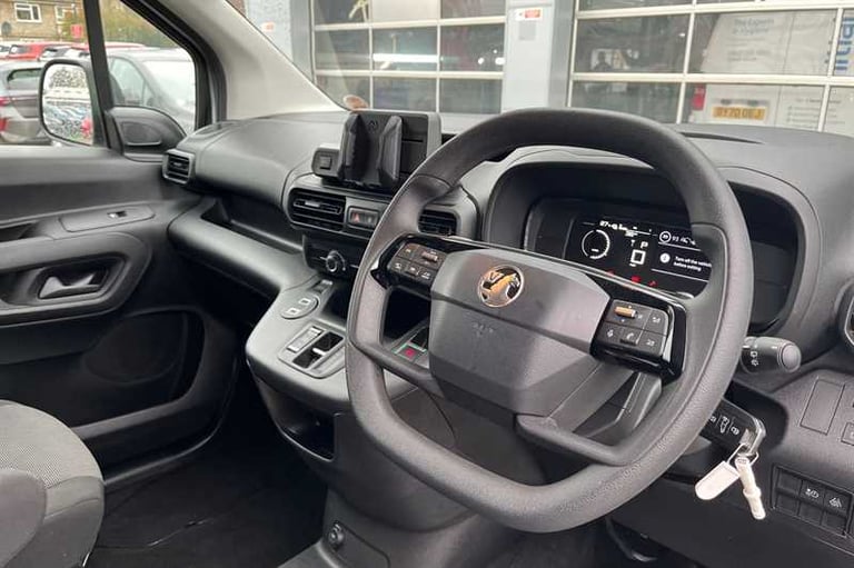 2024 Vauxhall Combo Electric 52kWh Prime Panel Van 5dr Electric Auto SWB (7.4kW Charger) (136 ps)...
