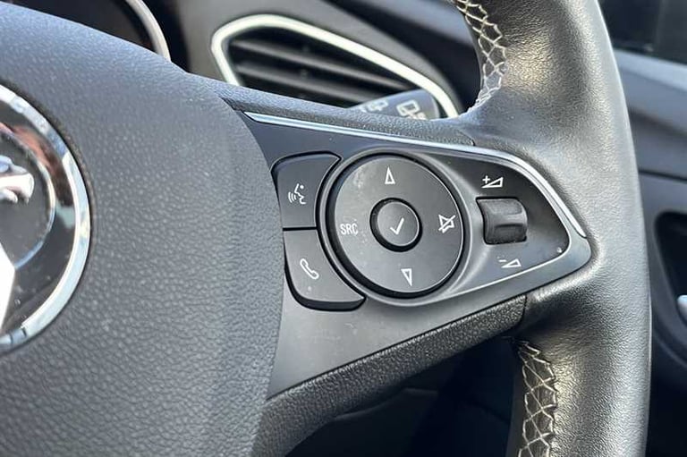 2020 Vauxhall Grandland X 1.2 Turbo Elite Nav Premium SUV 5dr Petrol Auto Euro 6 (s/s) (130 ps) S...