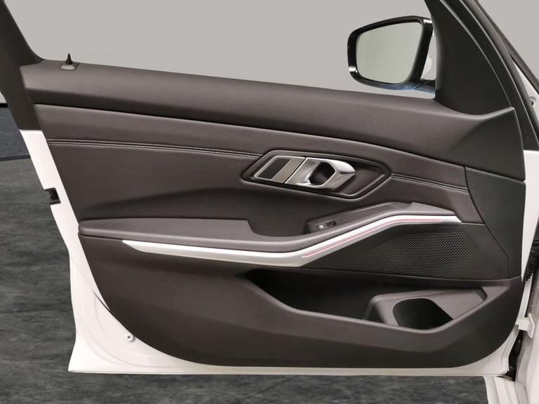 2019 BMW 3 Series 320i xDrive M Sport 4dr Step Auto SALOON PETROL Automatic