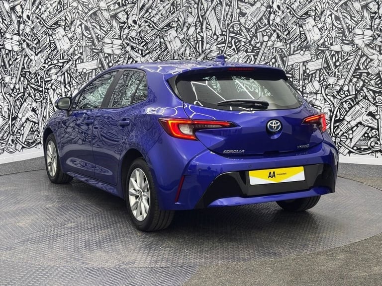 2023 Toyota Corolla 1.8 VVT-h Icon Hatchback 5dr Petrol Hybrid CVT Euro 6 (s/s) (140 ps) Hatchbac...