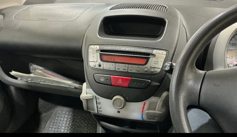 Peugeot, 107, Hatchback, 2007, Manual, 998 (cc), 3 doors