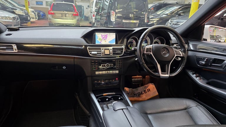  Mercedes-Benz E-Class 3.5 AUTO AMG LINE E350 AVANTGARDE Petrol Automatic