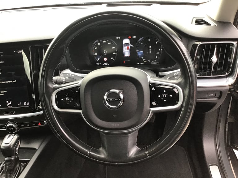 2019 Volvo V60 2.0 D4 Momentum Pro Estate 5dr Diesel Auto Euro 6 (s/s) (190 ps)