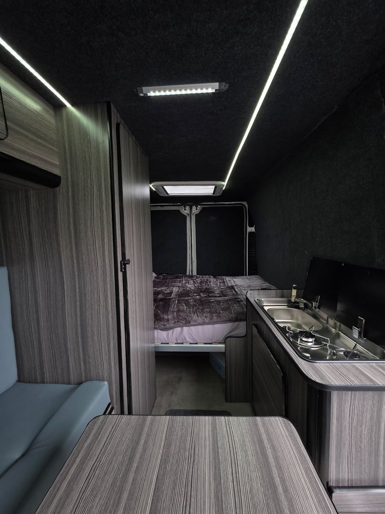 Peugeot Boxer Campervan L3H2