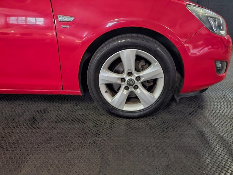 Vauxhall Astra 1.7 CDTi SRi Euro 5 5dr Diesel Manual - Image 10