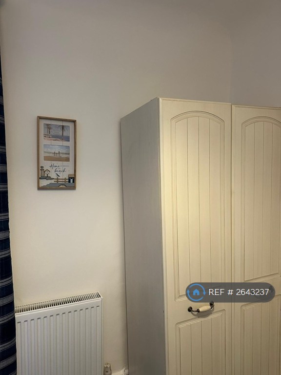 1 bedroom in County Road, Swindon, SN1 (#2643237)