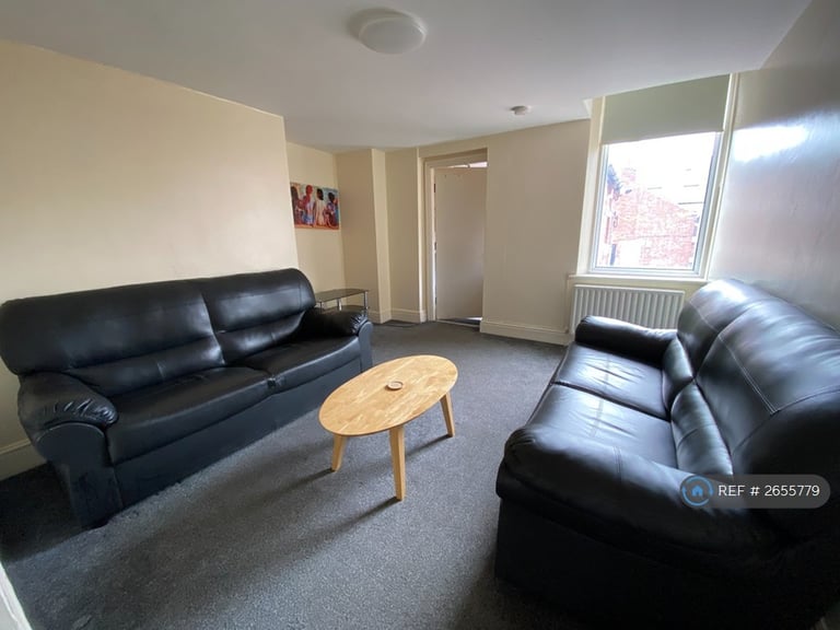 6 bedroom flat in Ashleigh Grove, West Jesmond, Newcastle Upon Tyne, NE2 (6 bed) (#2655779)