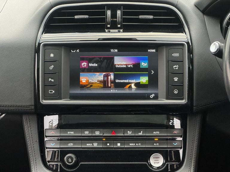 2017 Jaguar F-Pace 2.0d Portfolio 5dr Auto AWD ESTATE DIESEL Automatic