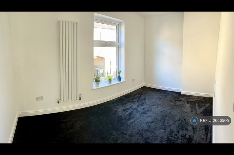 3 bedroom house in Regent Street, Padfield, Glossop, SK13 (3 bed) (#2666505)