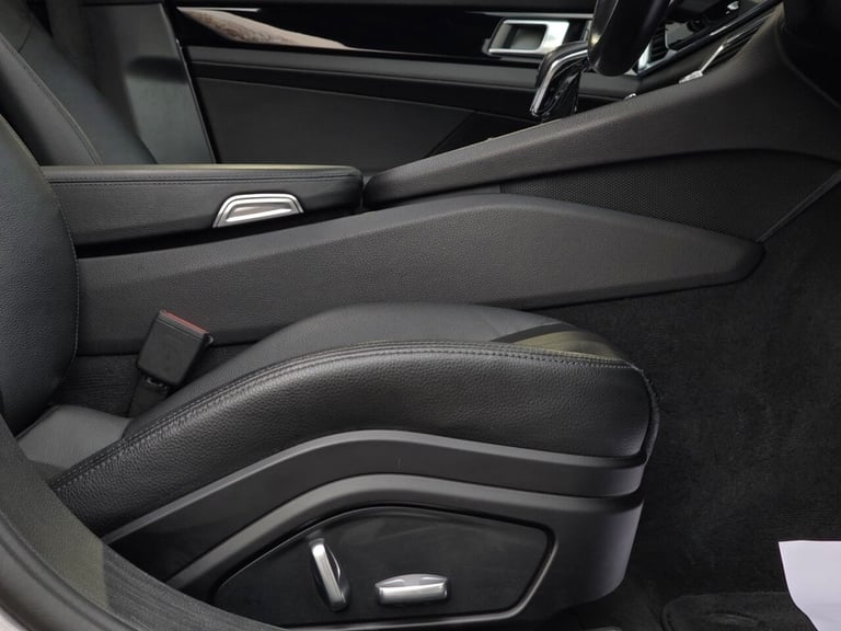 2018 Porsche Panamera 3.0 V6 4 5dr PDK HATCHBACK PETROL Automatic