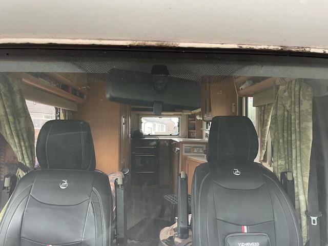 Fiat Ducato Auto trail  White 2.5 Diesel Motorhome With Full Solar Power 12 month MOT