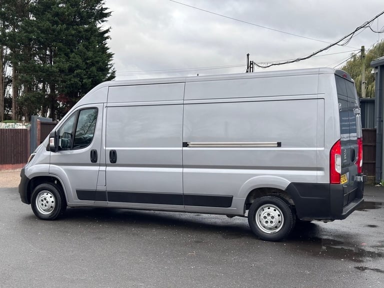 2022 Peugeot Boxer 2.2 BlueHDi 335 Professional Panel Van 5dr Diesel Manual L3 H2 Euro 6 (s/s) PA...