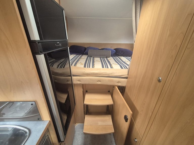 Renault Burstner Delfin 695 Coachbuilt Motorhome