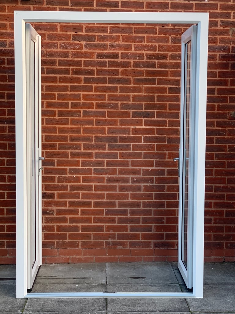 UPVC DOUBLE GLAZED FRENCH PATIO DOOR & KEY 142.5cm WIDE 214cm HIGH Can Deliver
